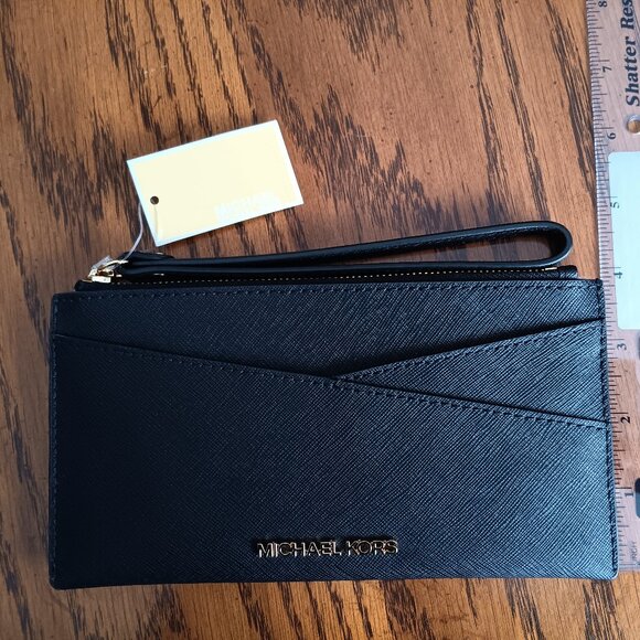 *Price Drop* New MICHAEL KORS Leather Jet Set Crossover Wristlet